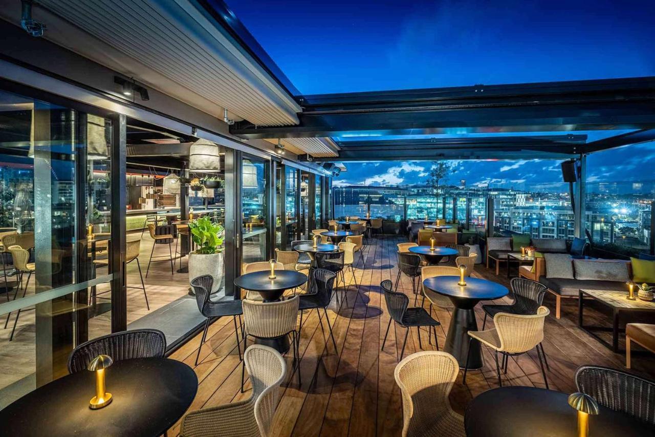 Qt Auckland Ξενοδοχείο Εξωτερικό φωτογραφία The rooftop bar at the hotel